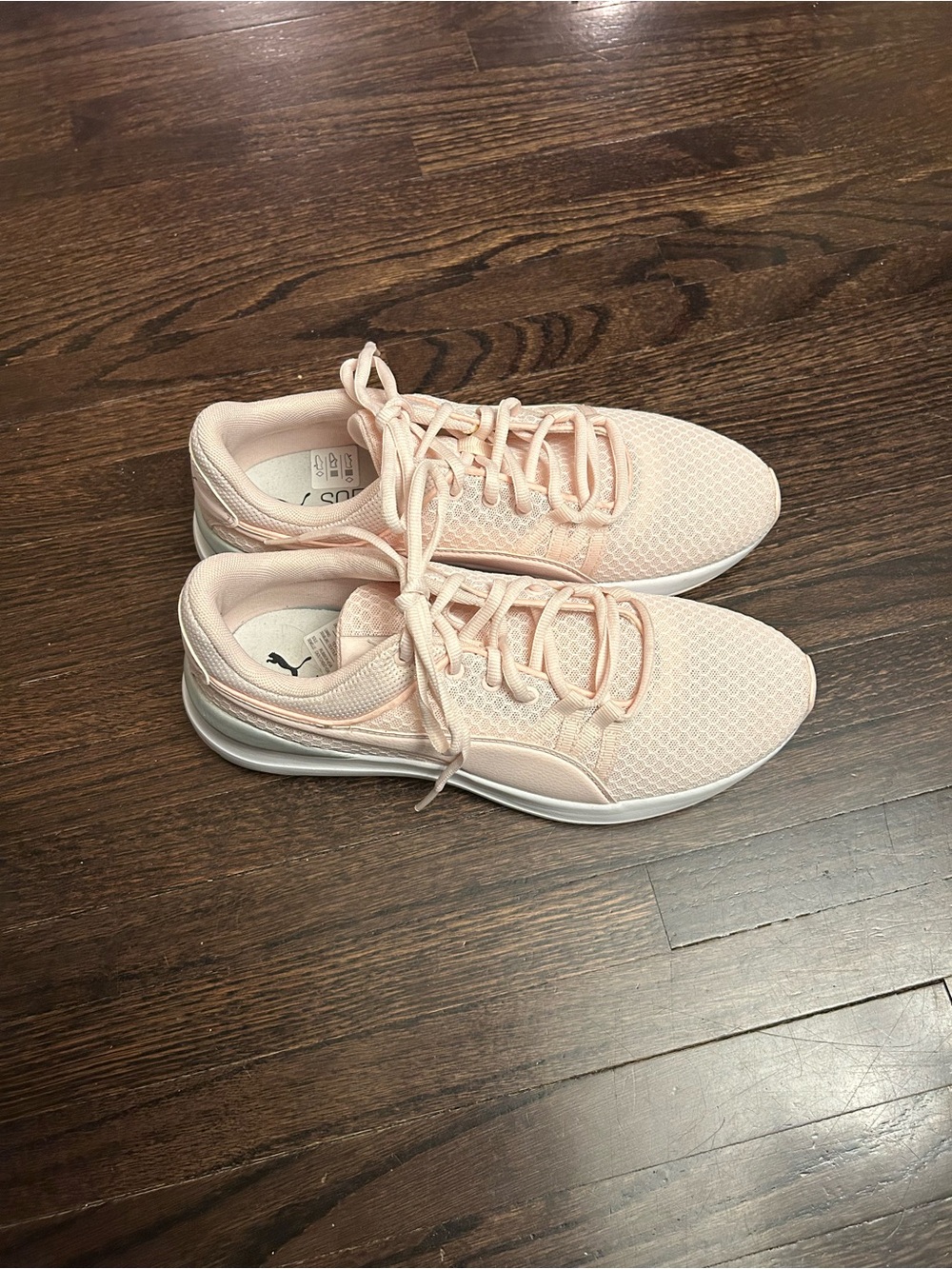 Puma Women's Pale Pink Knit Training Sneakers. Worn twice. Size 9
